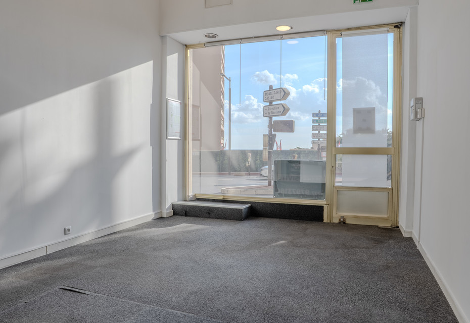 NUOVI LOCALI CON FINESTRA PER IL CONTRATTO DI LOCAZIONE DEGLI UFFICI