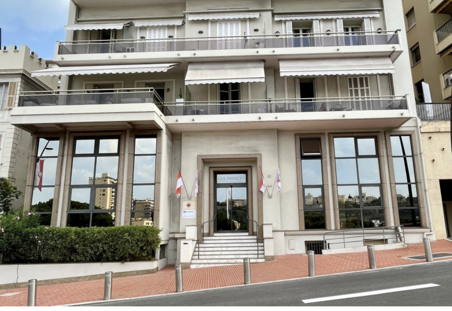 LES PRINCES - SUPERB OFFICES
