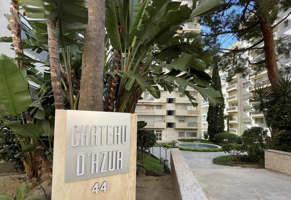 CHATEAU D'AZUR - PETITE CAVE A LOUER