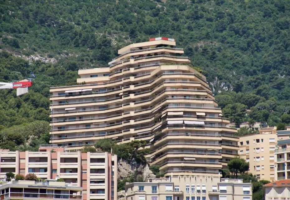 PARKING - LES LIGURES