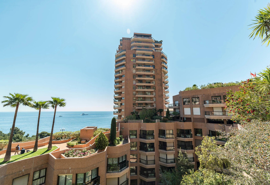 MONTE CARLO SUN - VERY NICE OFFICE