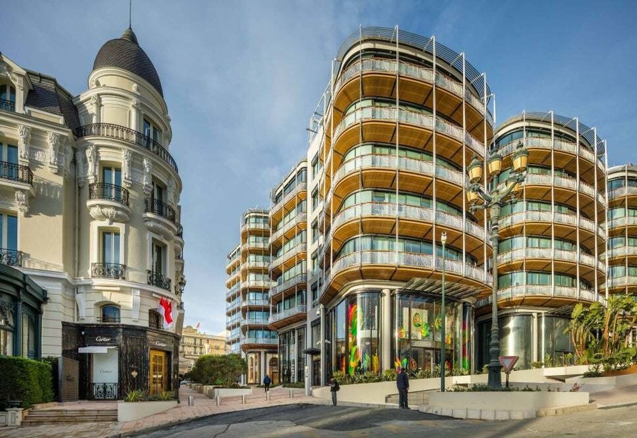 FOR RENT DUPLEX ONE MONTE CARLO