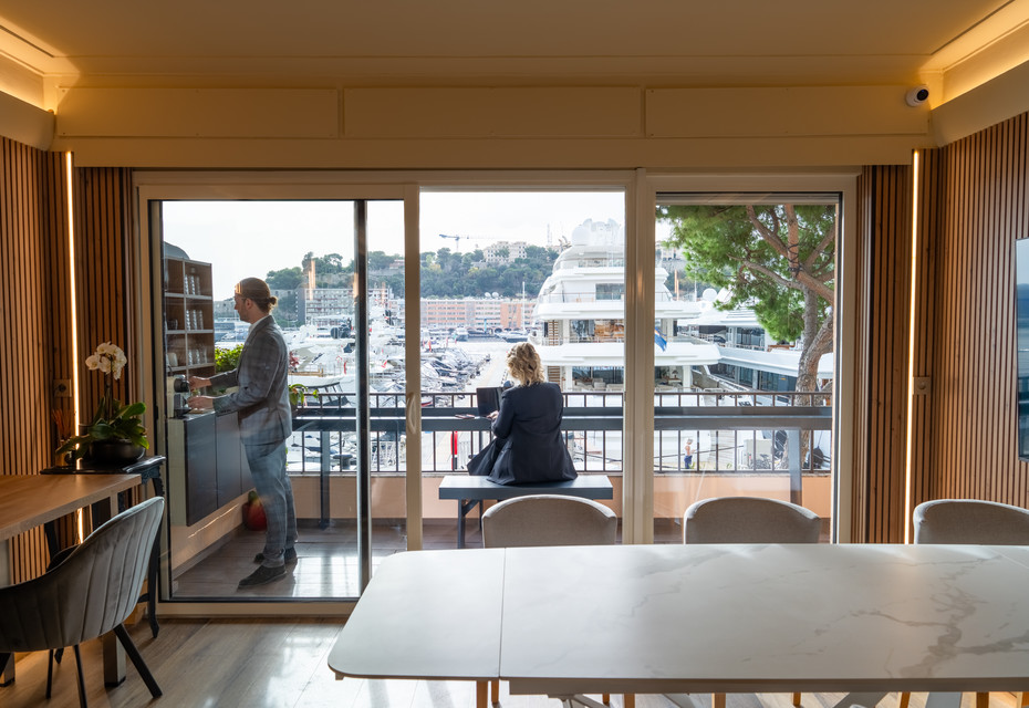 PORT: OFFICE IN BUSINESS CENTRE - 12M2